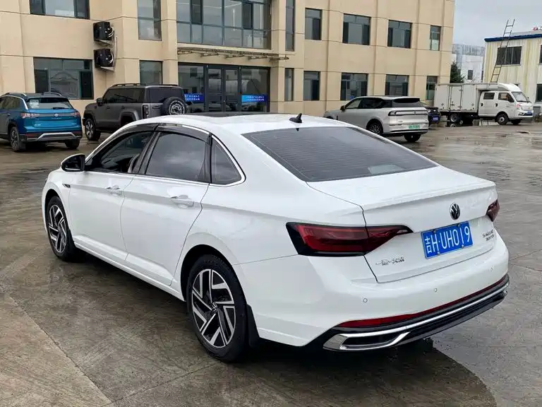 Volkswagen Sagitar 2023