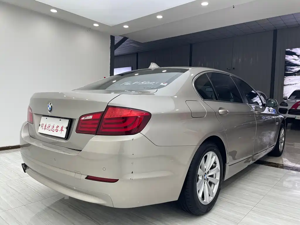 BMW 5 Series 2013 — фото 20