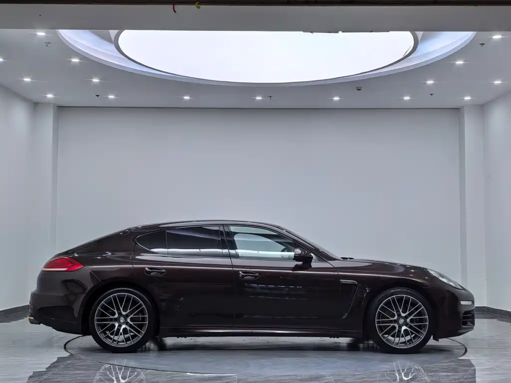 Porsche Panamera 2016