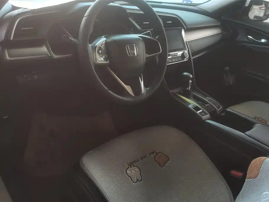 Honda Civic 2019 — фото 12