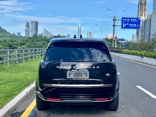 Land Rover Range Rover 2023