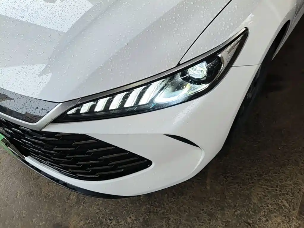 BYD Qin PLUS 2025 — фото 24