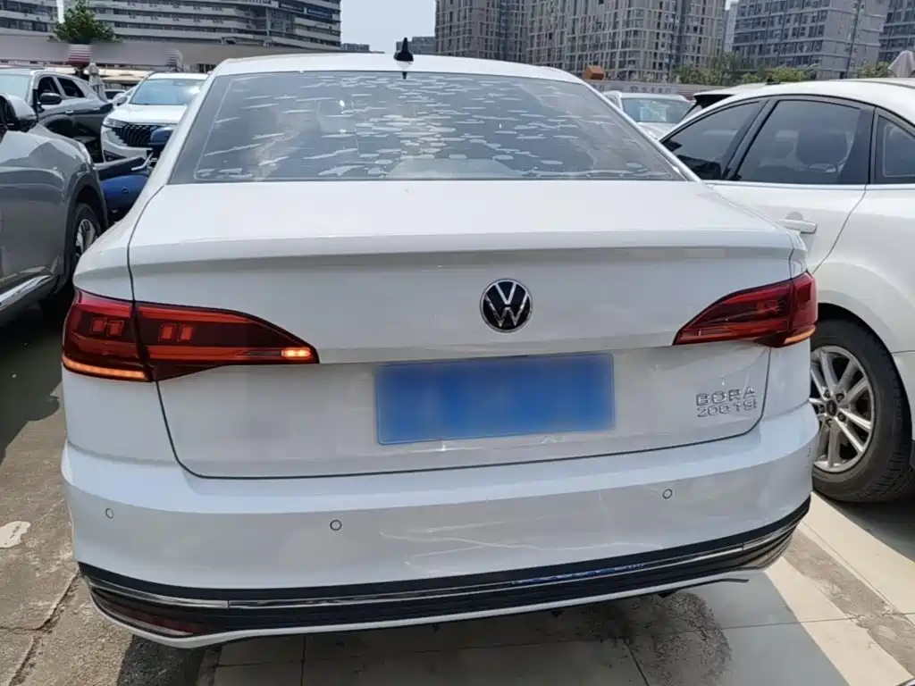 Volkswagen Bora 2023