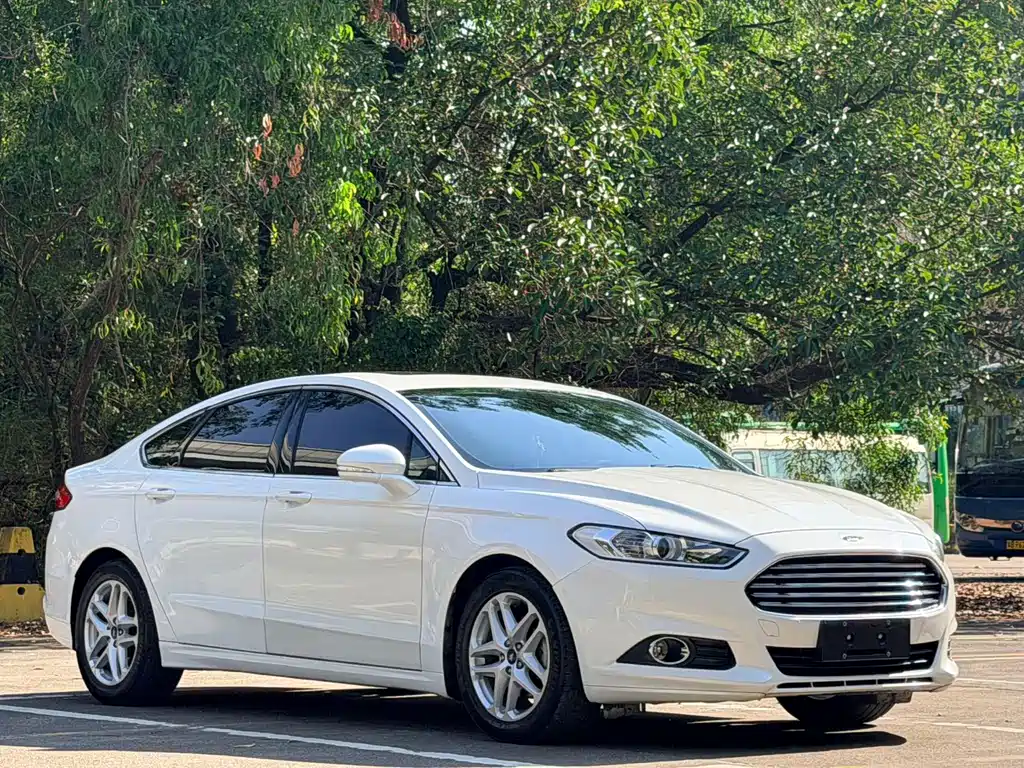 Ford Mondeo 2016 — фото 2