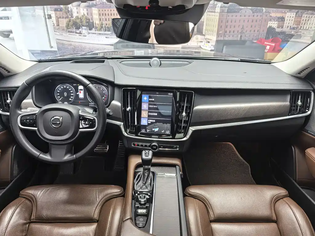 Volvo V90 2018 — фото 17