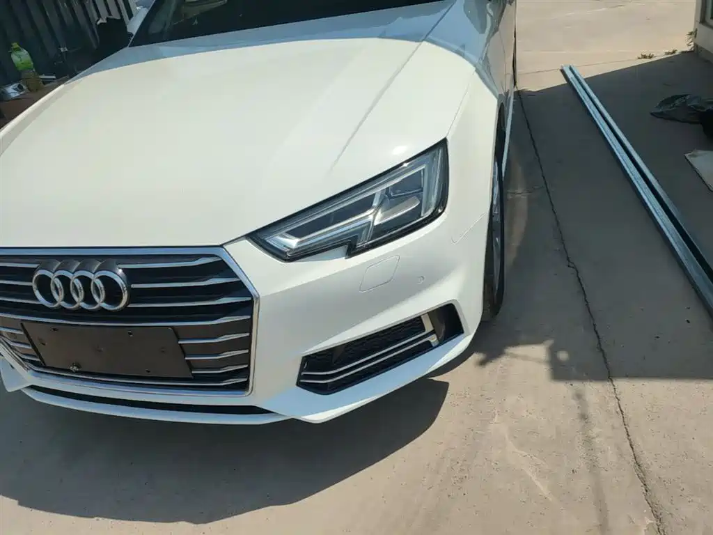 Audi A4L 2019 — фото 24