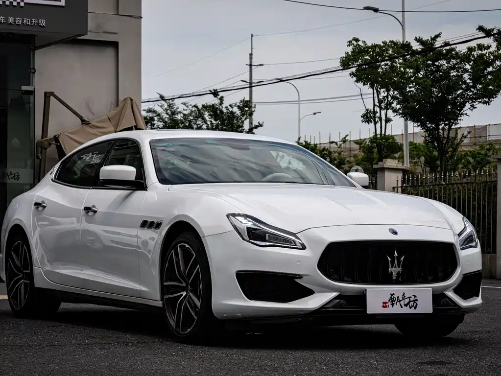 Maserati Quattroporte 2014 — фото 5