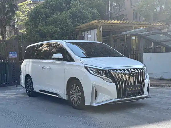 GAC Trumpchi M8 2022