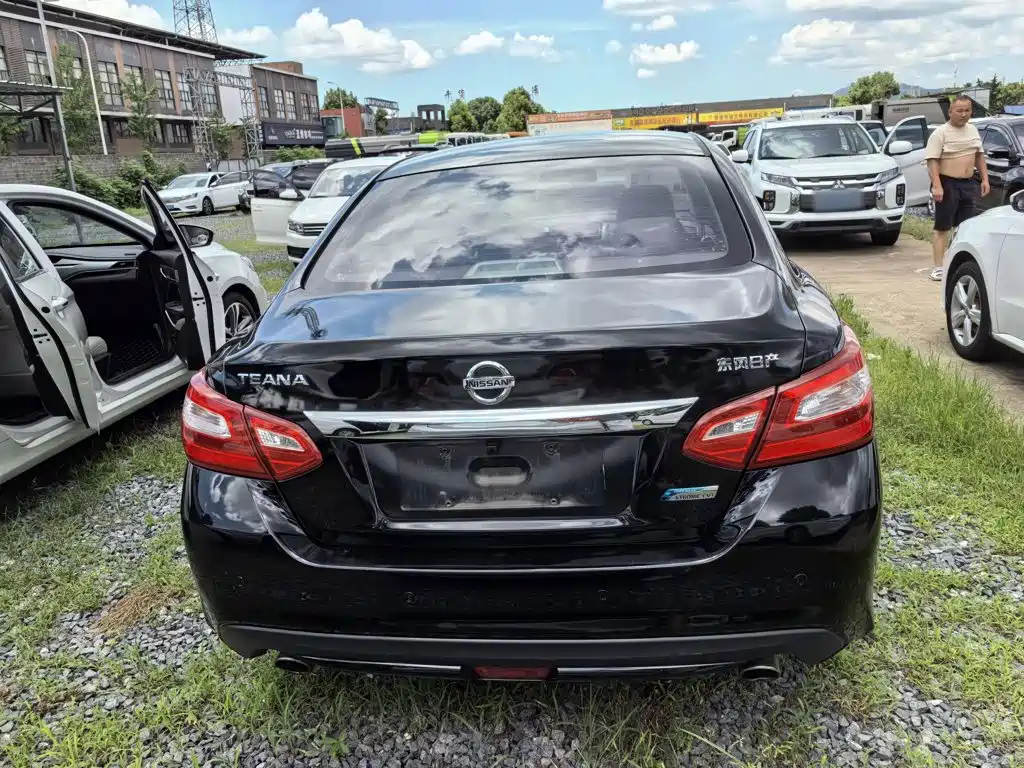 Nissan Teana 2018