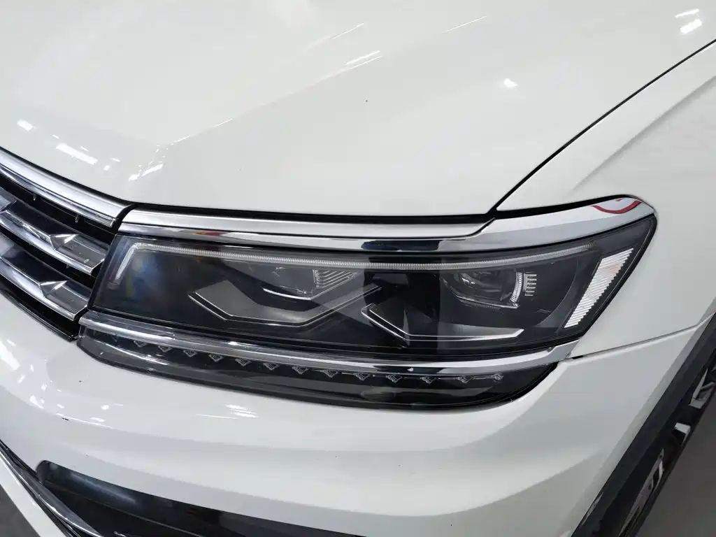 Volkswagen Tiguan L 2021