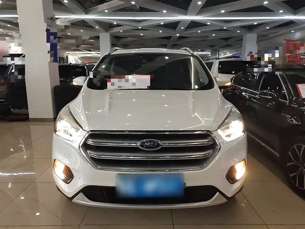Ford Kuga 2016 — фото 3