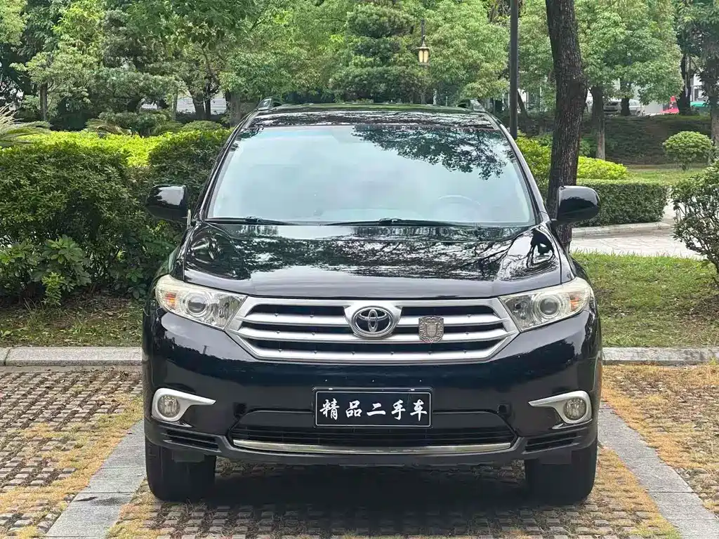 Toyota Highlander 2014 — фото 2