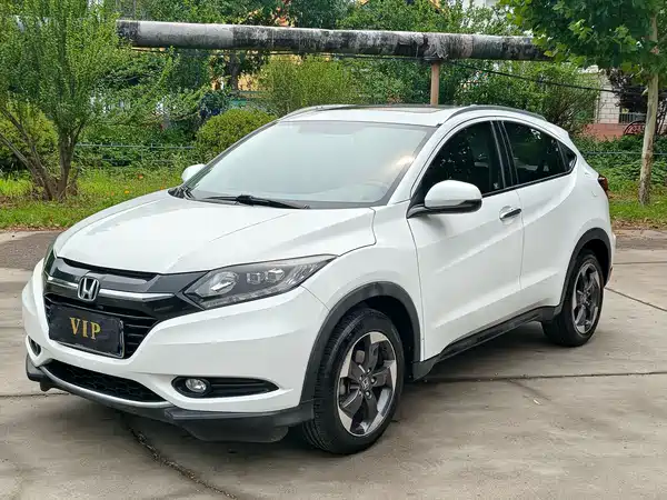 Honda Vezel 2015