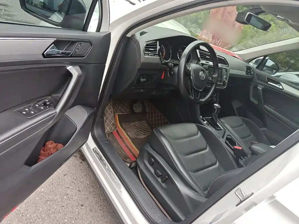 Volkswagen Tiguan L 2017 — фото 16