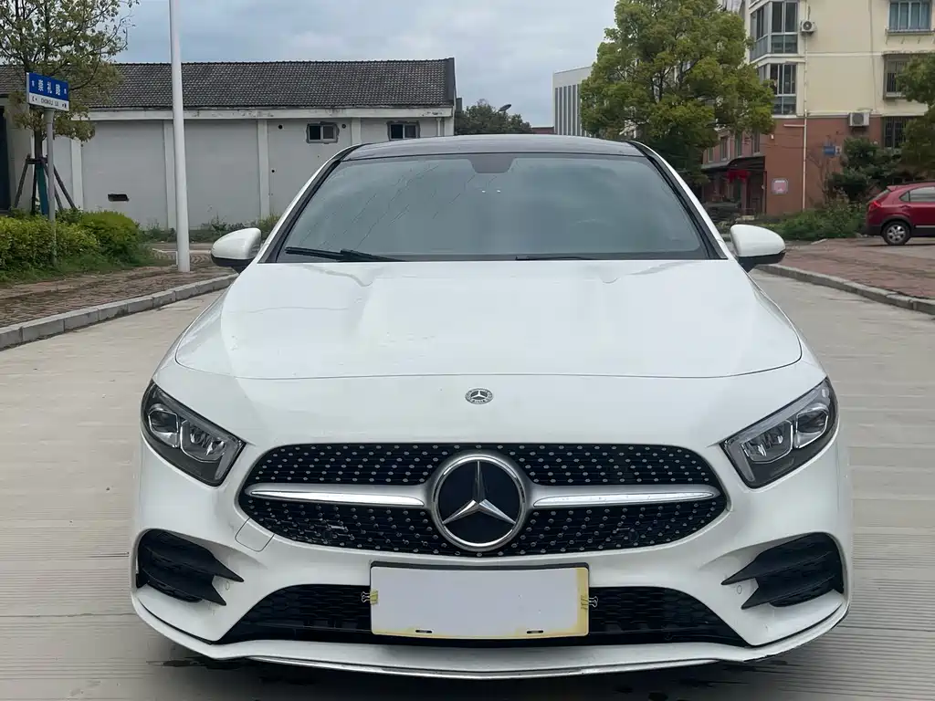 Mercedes-Benz A-Class 2020 — фото 2