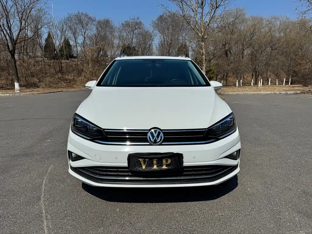 Volkswagen Golf Sportsvan 2019 — фото 1