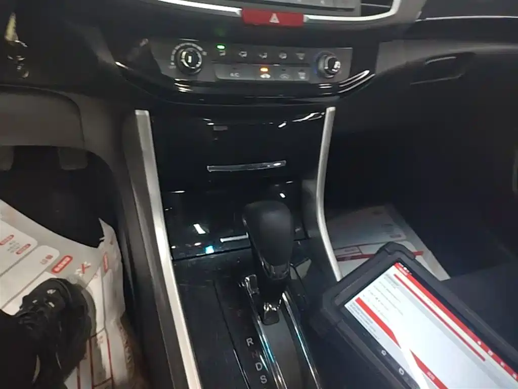 Honda Accord 2018 — фото 14