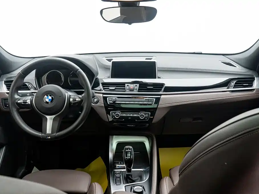 BMW X2 2020 — фото 18