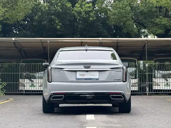 Cadillac CT6 2024