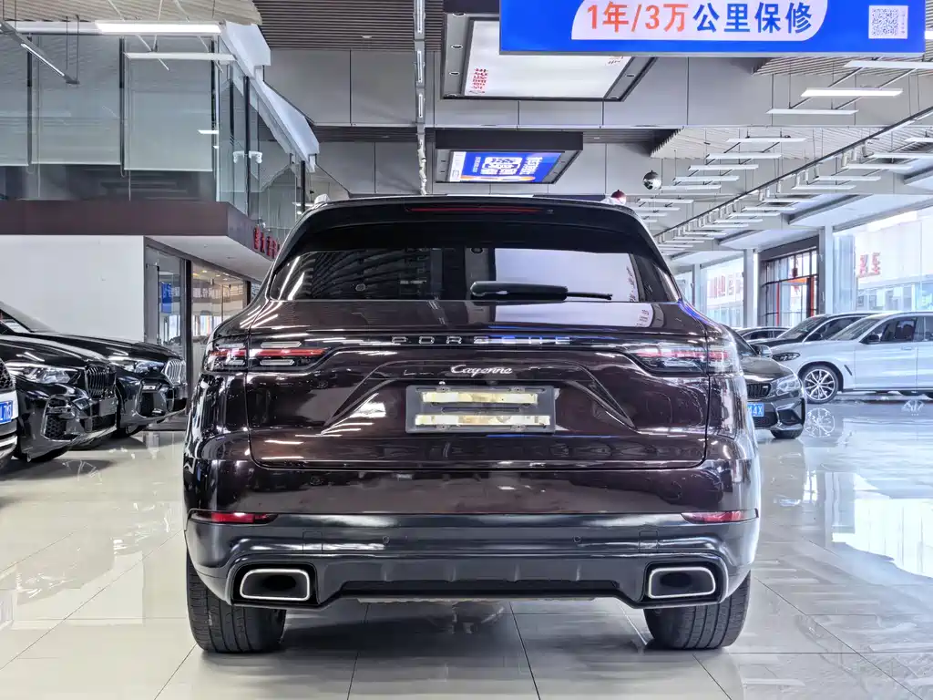Porsche Cayenne 2020 — фото 13