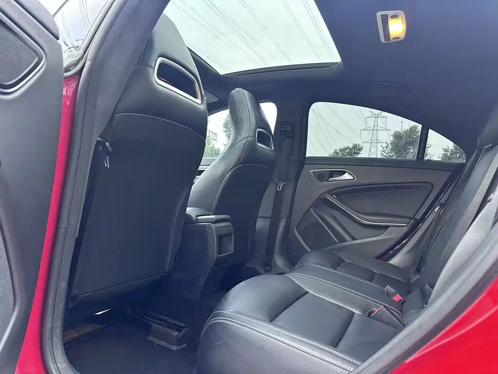 Mercedes-Benz CLA 2015 — фото 6