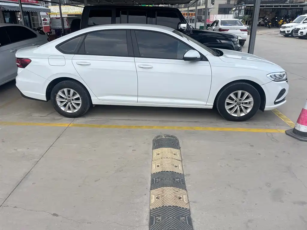 Volkswagen Lavida 2023