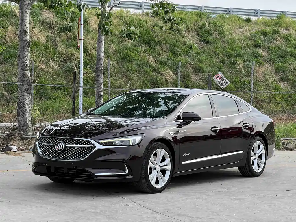 Buick LaCrosse 2020 — фото 1