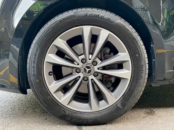 Mercedes-Benz V-Class 2023