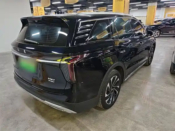 Hongqi HS7 PHEV 2024