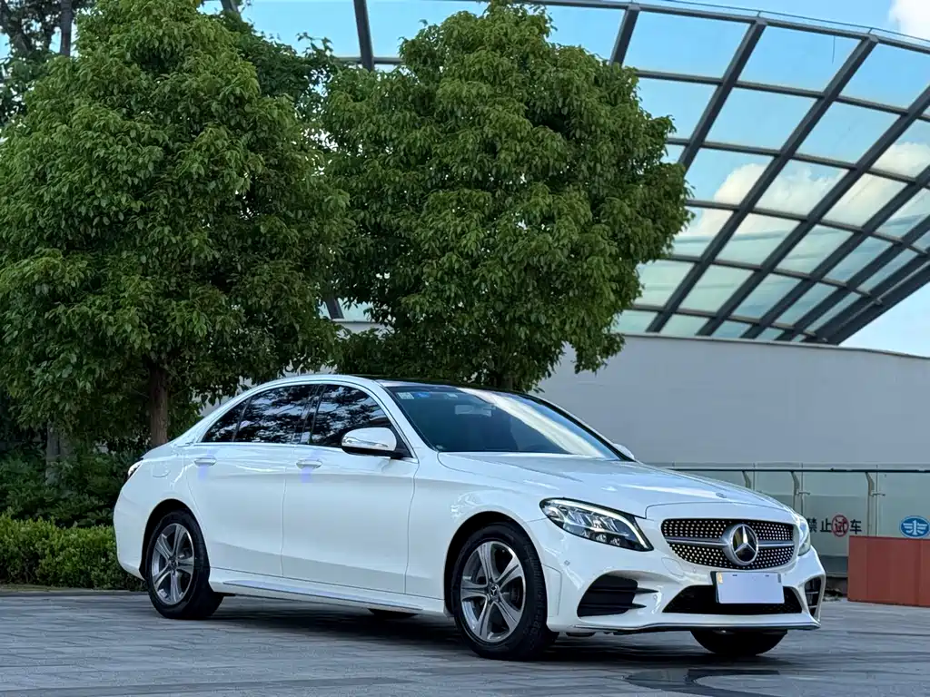 Mercedes-Benz C-Class 2019 — фото 3