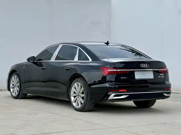 Audi A6L 2023