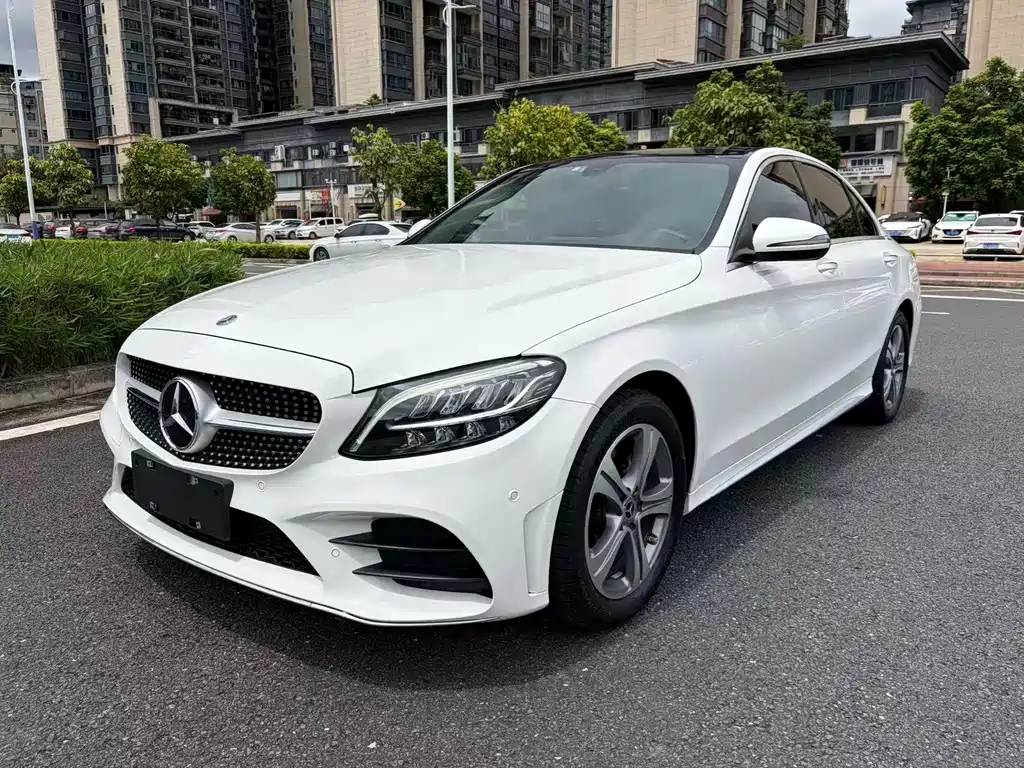 Mercedes-Benz C-Class 2022