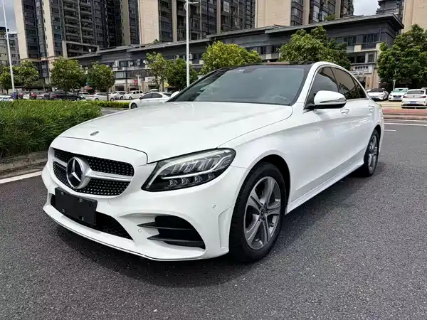 Mercedes-Benz C-Class 2022