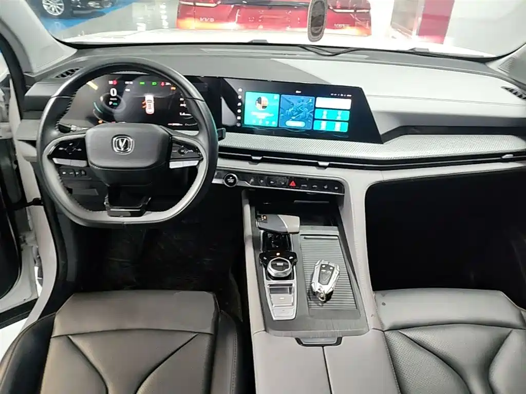 Changan CS75 PLUS 2023 — фото 10