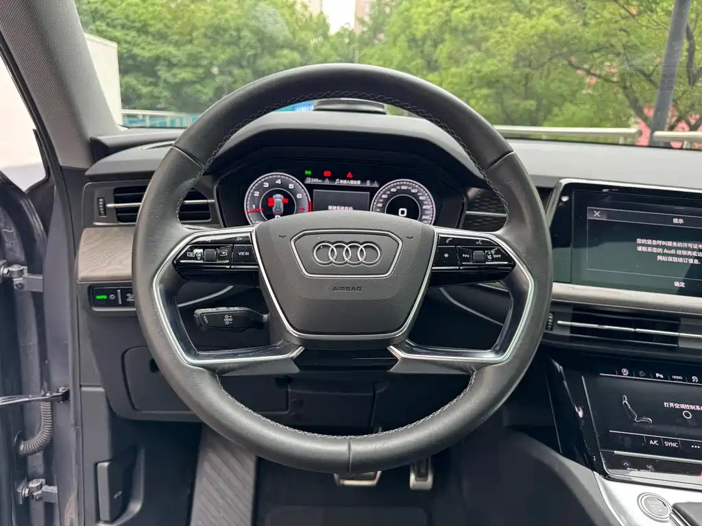 Audi Q6 2023 — фото 12