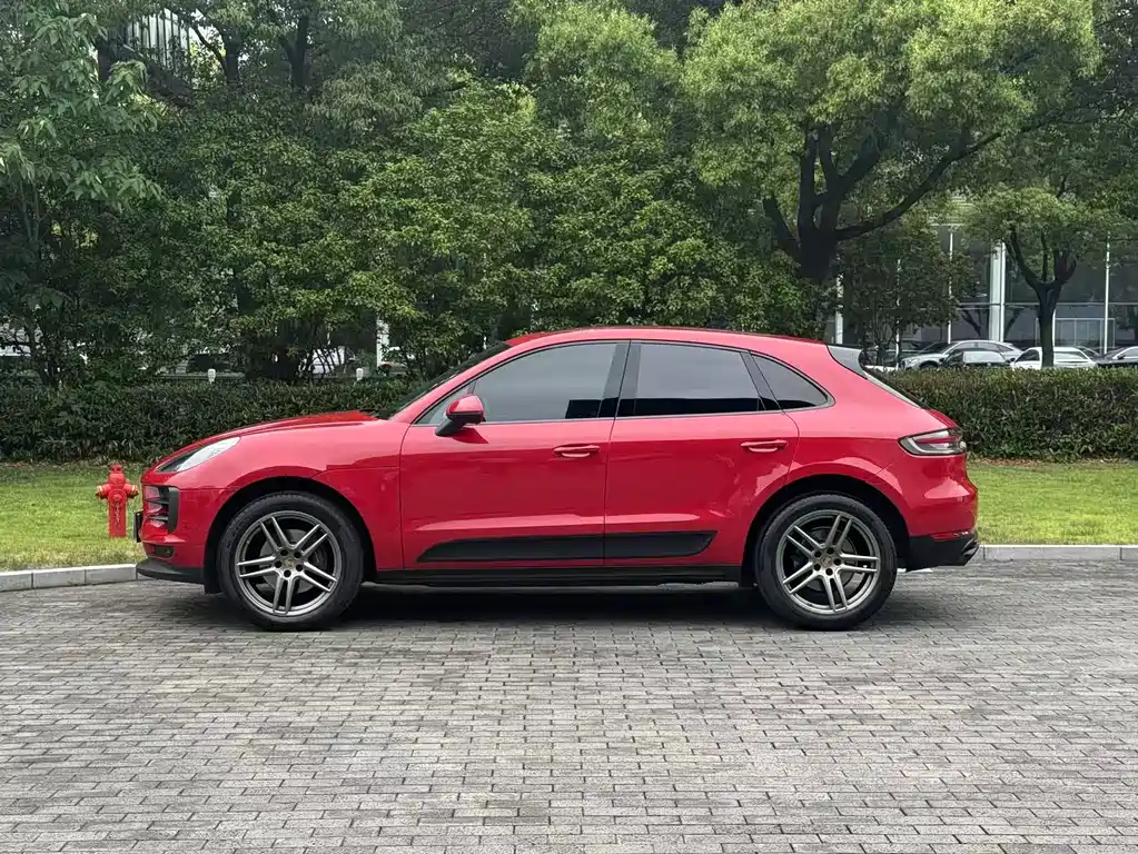 Porsche Macan 2019 — фото 2