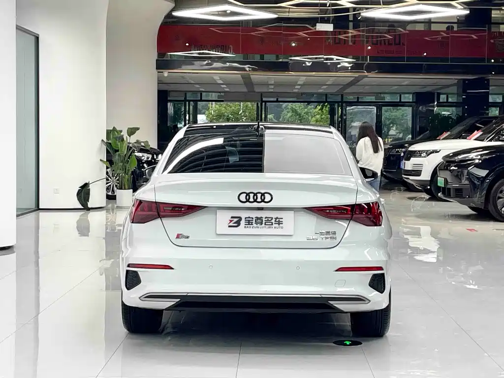 Audi A3 2021 — фото 15