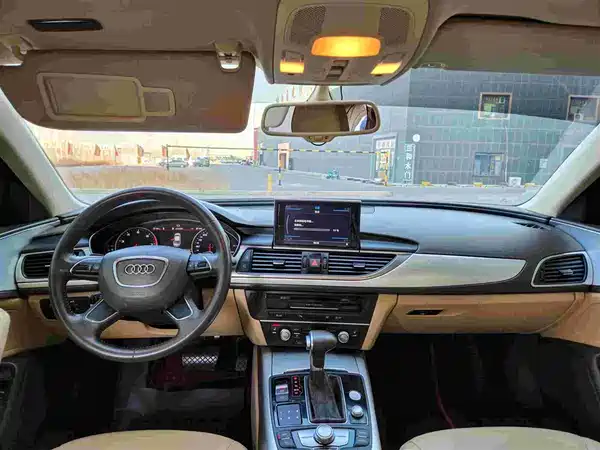Audi A6L 2012