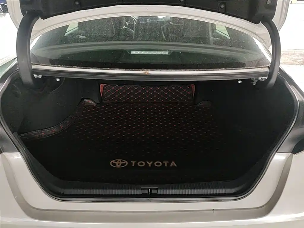 Toyota Avalon 2022 — фото 19