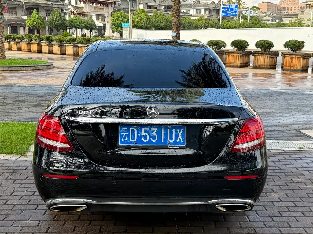 Mercedes-Benz E-Class 2017