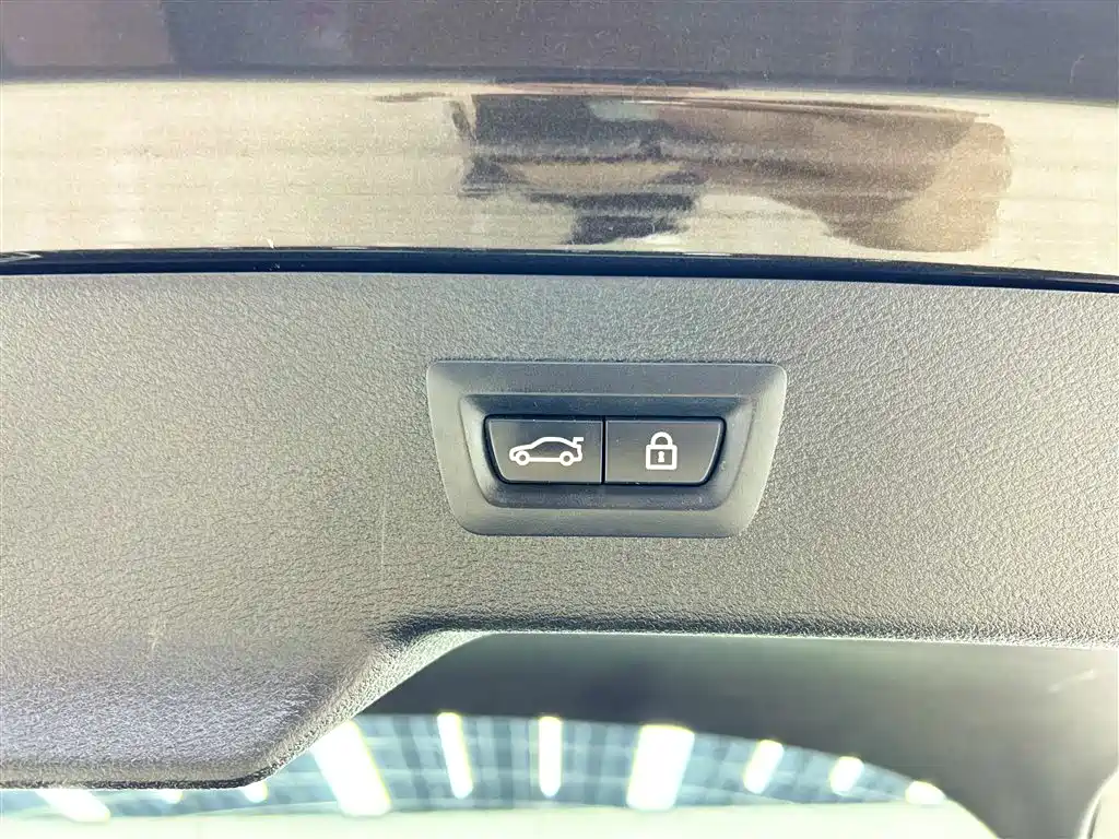 BMW X6 2015 — фото 23