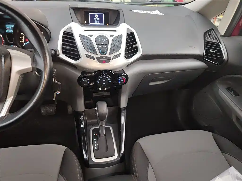 Ford Ecosport 2016 — фото 5
