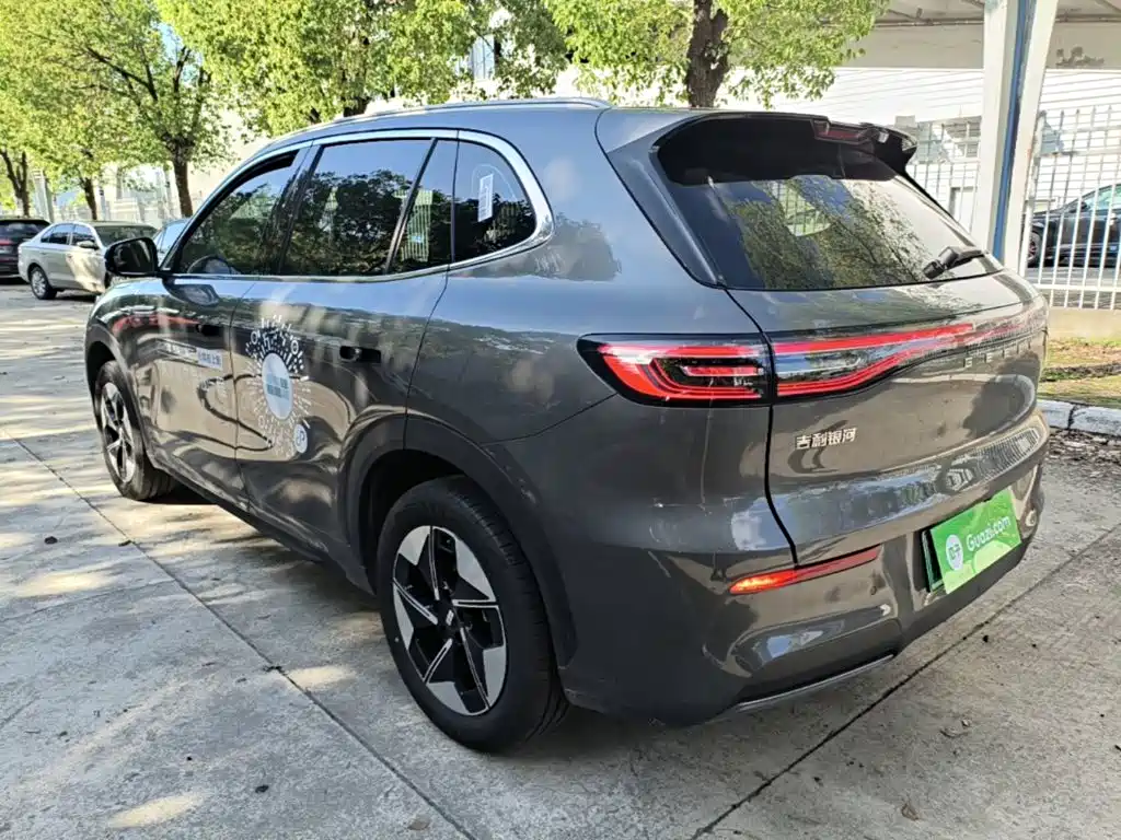 Geely Galaxy E5 2025 — фото 5