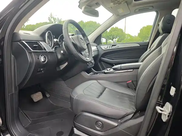Mercedes-Benz GLE 2015