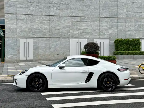 Porsche 718 2020