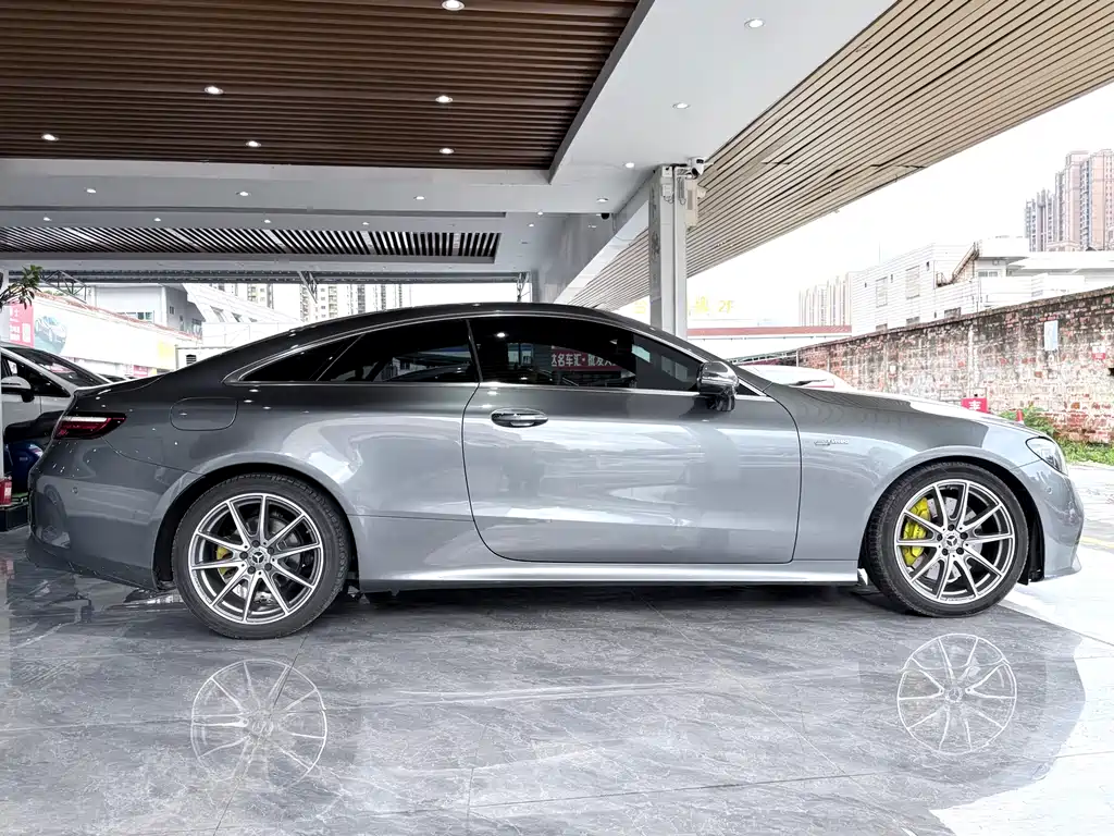 Mercedes-Benz E-Class 2021