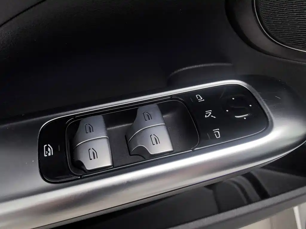 Mercedes-Benz C-Class 2022 — фото 9