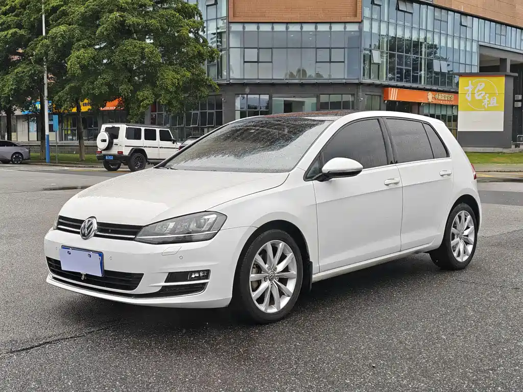 Volkswagen Golf 2015 — фото 1