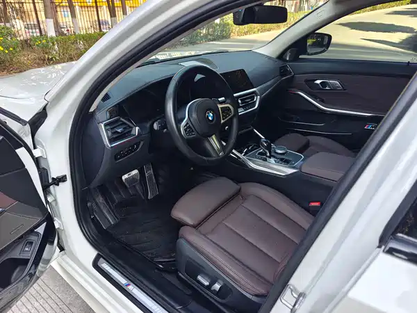 BMW 3 Series 2021