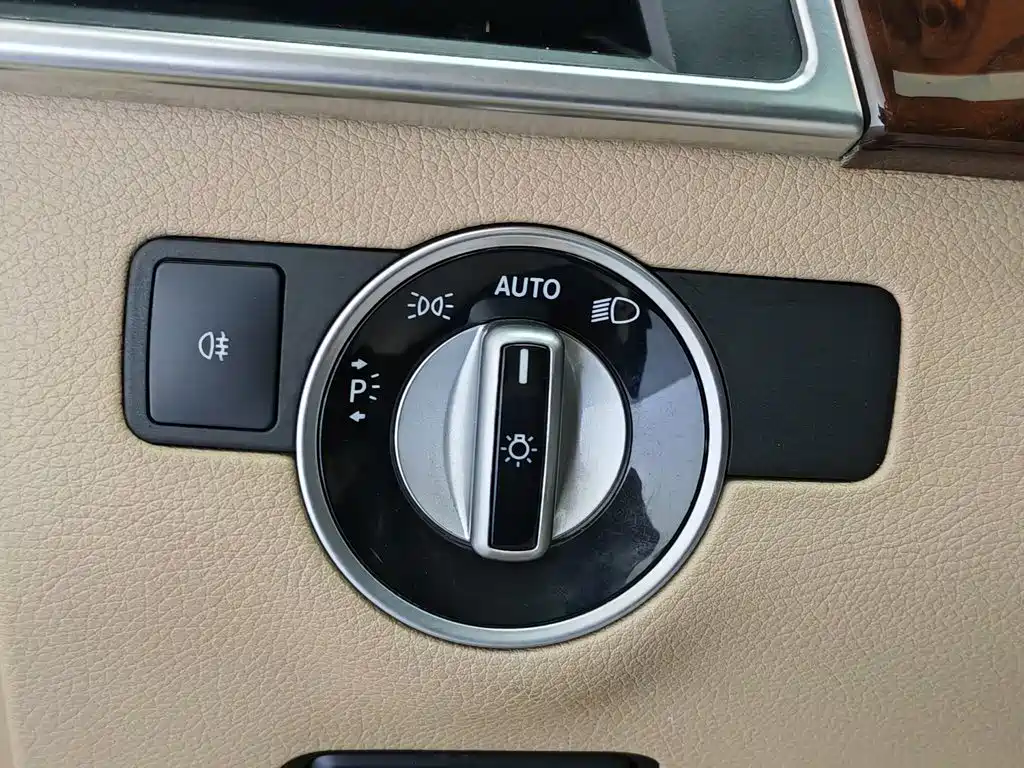 Mercedes-Benz M-Class 2015 — фото 21